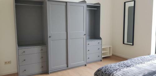 Luxury New Apartment Near The Center
