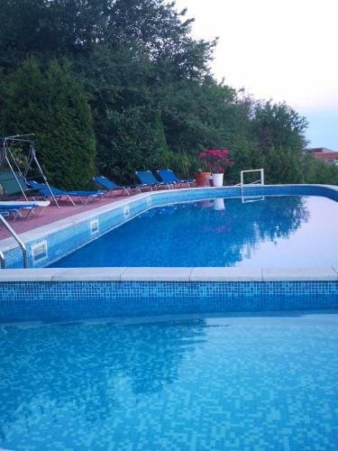 Seaview Apartment Complex Karia