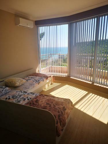 Seaview Apartment Complex Karia