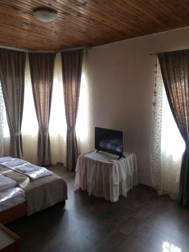 Hostal ???? ????????