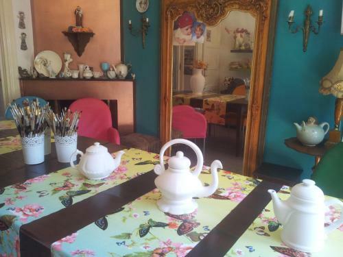 Bed & Breakfast B & B Pottery