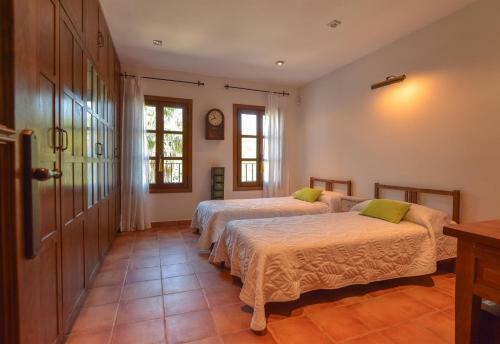 Villa Lola