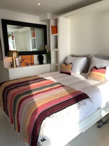 Apartamento Luxe Studio/suite Met Zeezicht En Volle Zon