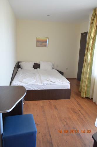 Hostal Guesthouse Opal
