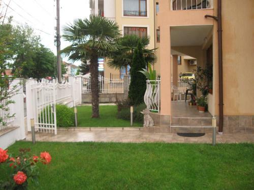 Hostal Guesthouse Opal