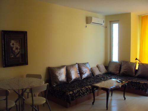 Krasi Apartments In Perla Complex