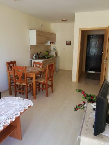 Krasi Apartments In Perla Complex