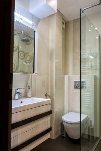 Luxury 2 Bedroom,2 Bathroom Apart ,free Parking