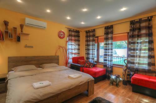 Exotic Bungalow
