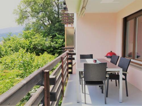 - Panoramablick Apartment - Dampfbad, Aussenbett & Pingpong