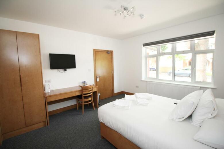 Bed & Breakfast Flexistay Sutton Aparthotel