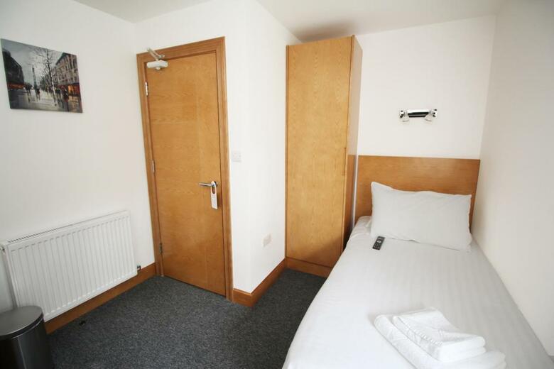 Bed & Breakfast Flexistay Sutton Aparthotel
