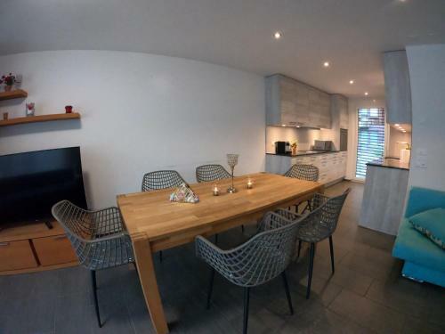 The Golf Apartments