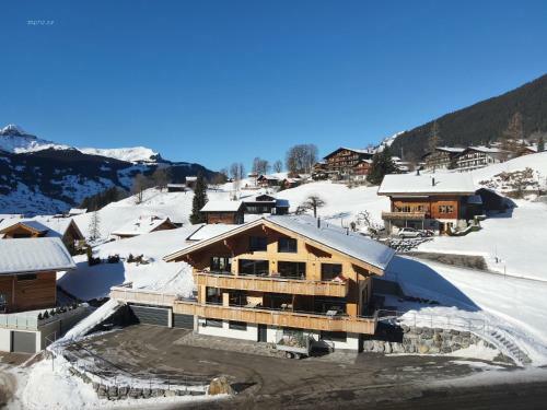 Apartamentos Chalet Mila