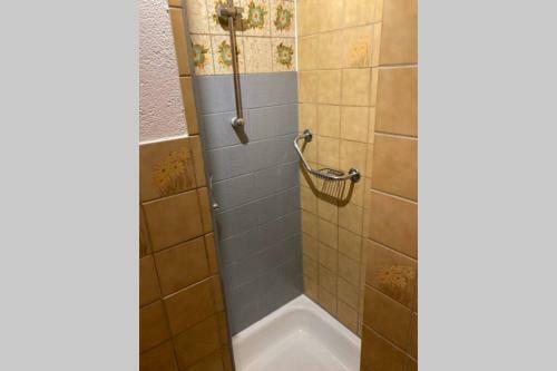 Apartamento Joli 2 Pi�ces Dernier �tage, Lausanne Centre