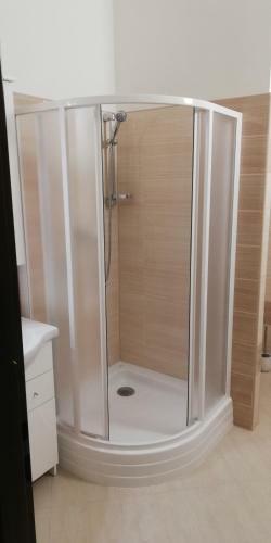 Apartamentos Booking Tr?n�