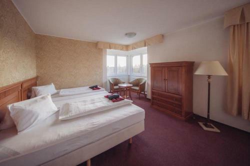 Hotel A Restaurace Pomez�