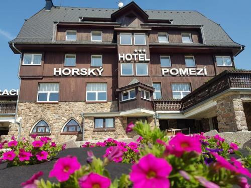 Hotel A Restaurace Pomez�
