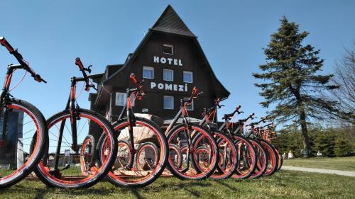 Hotel A Restaurace Pomez�
