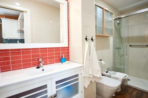 Apartamento Rodrigo de Triana Courtyard By Valcambre