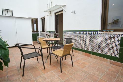 Apartamento Rodrigo de Triana Courtyard By Valcambre