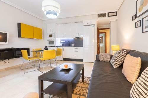 Apartamento San Jacinto Triana Deluxe By Valcambre