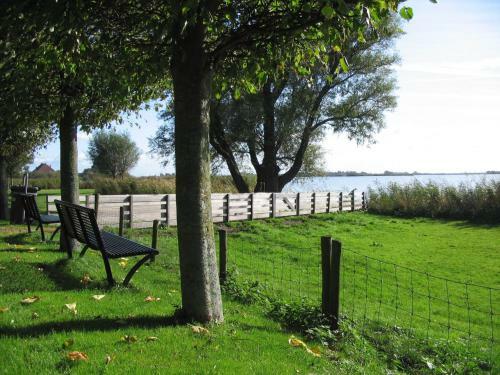 Holiday Home Watersportpark De Pharshoeke