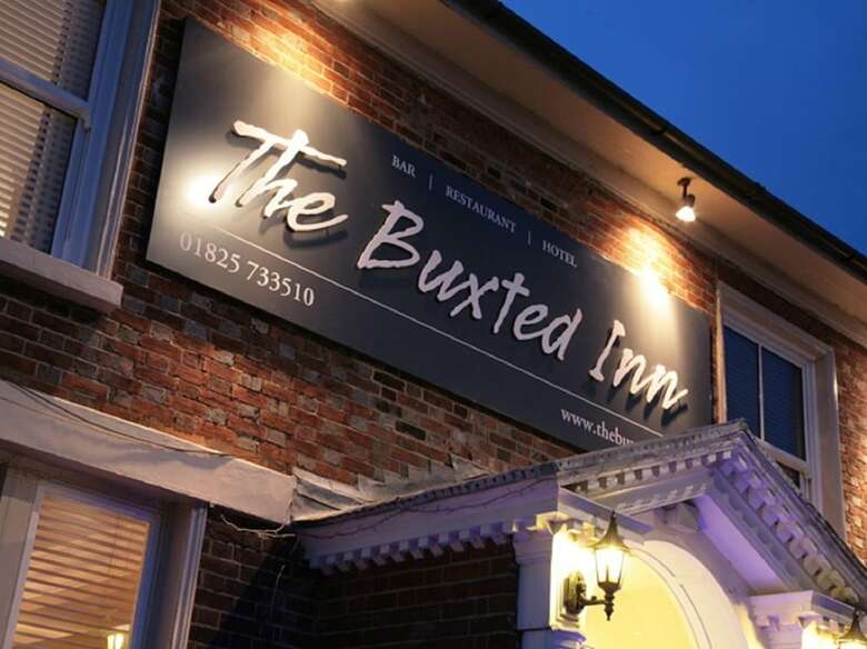 Posada The Buxted Inn