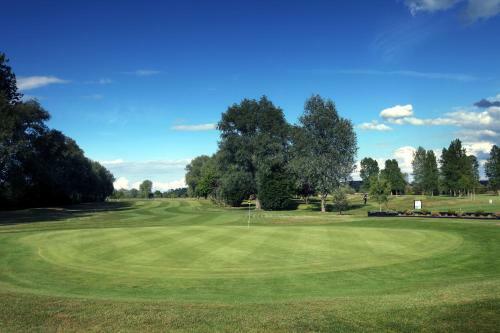Wyboston Lakes Hotel