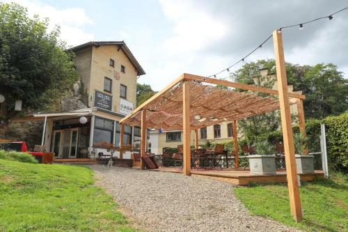 Saga Bed And Breakfast