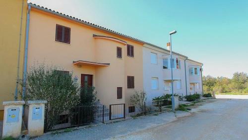 Apartment Stela