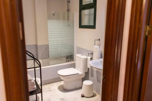 Apartamentos Rg Triana, Calle Castilla Con Patio