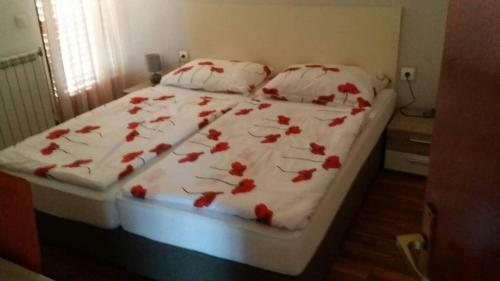 Apartment Varvari 17751b