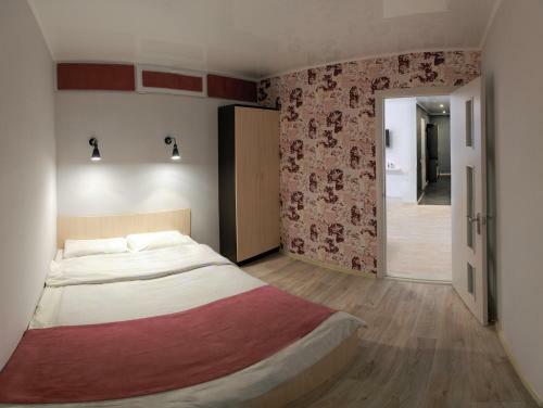 Apartment Dunaeva 45
