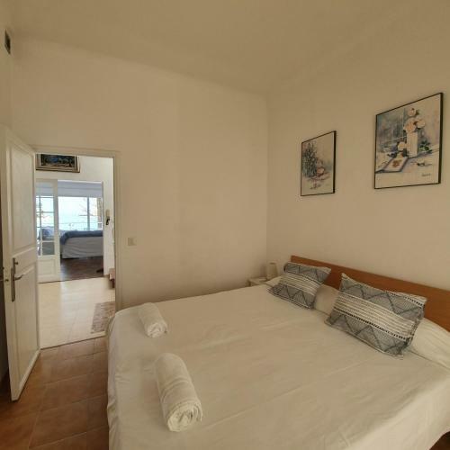Facing The Sea In Puerto de S�ller - Sa Paleta