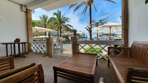 Facing The Sea In Puerto de S�ller - Sa Paleta