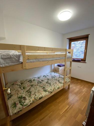 Apartamento D�plex Amb Altell de Luxe + Parking (Ta�ll)