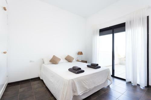 Amplia Villa Con Vistas Al Mar Y Terraza