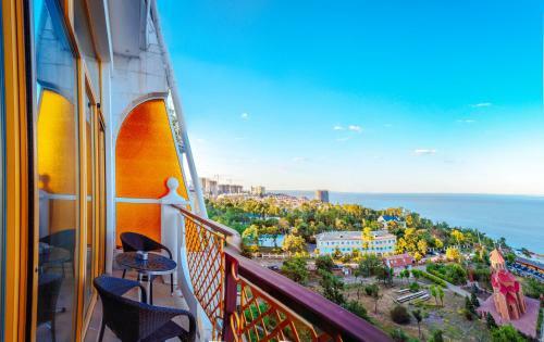 Apartamenty V Arkadiiskom Dvortse S Vidom Na More