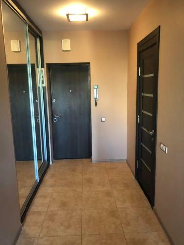 Cozy 2 Bedroom Apartment On Machtova