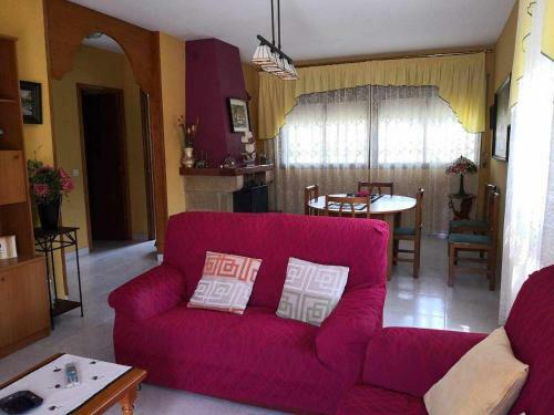 Villa Con Jard�n Piscina Y Cerca de La Playa