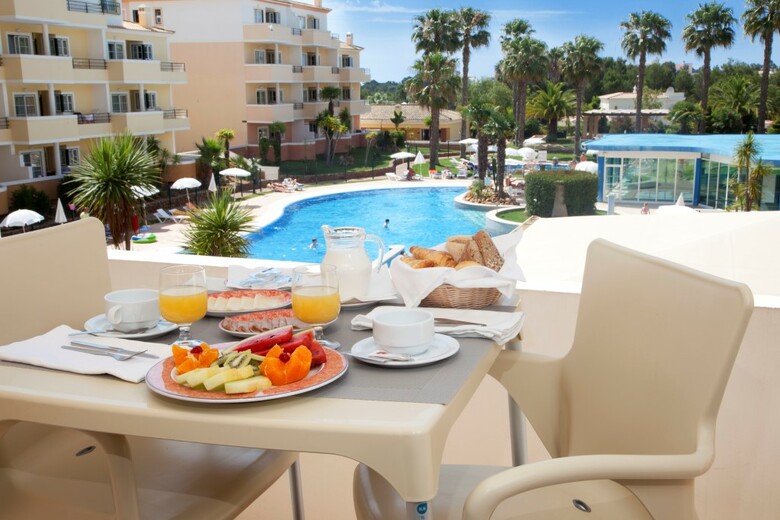 Aparthotel Vitor's Plaza