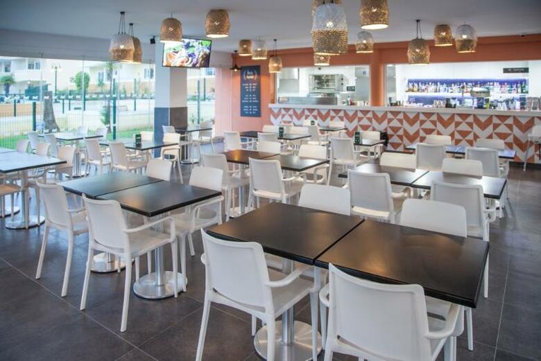 Aparthotel Vitor's Plaza