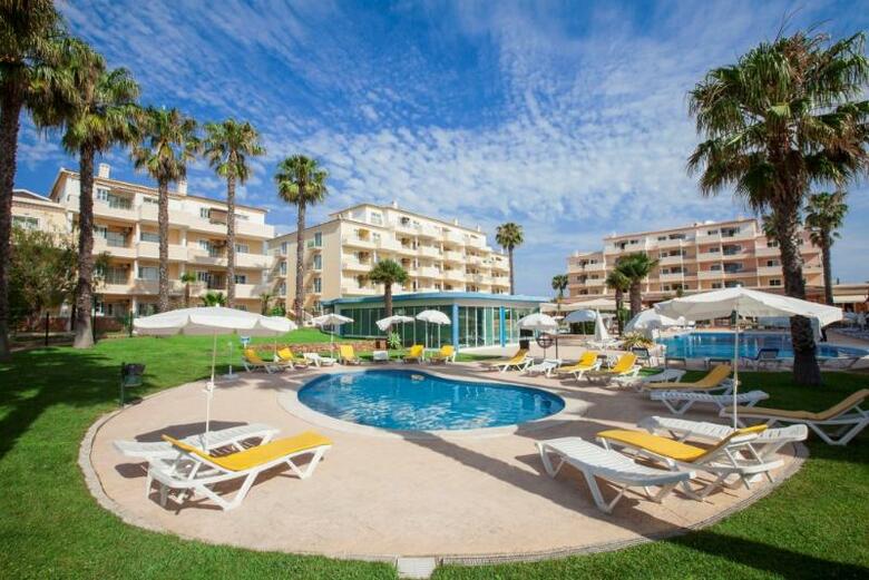 Aparthotel Vitor's Plaza