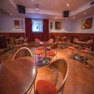 Aparthotel Vitor's Plaza
