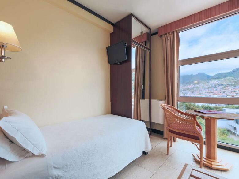 Hotel Dom Pedro Madeira