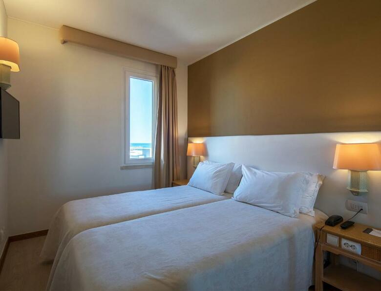 Hotel Dom Pedro Marina