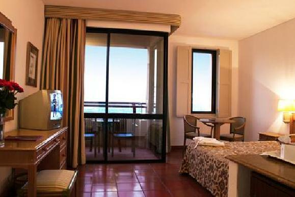 Hotel Dom Pedro Marina