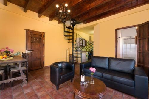 Castle Tower Apartment In Rural Holiday Park.