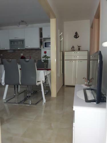 Apartment Stipe